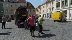 p1270286-loeber-bierwagenziehen-2013_02