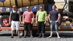 p1270382-loeber-bierwagenziehen-2013_02